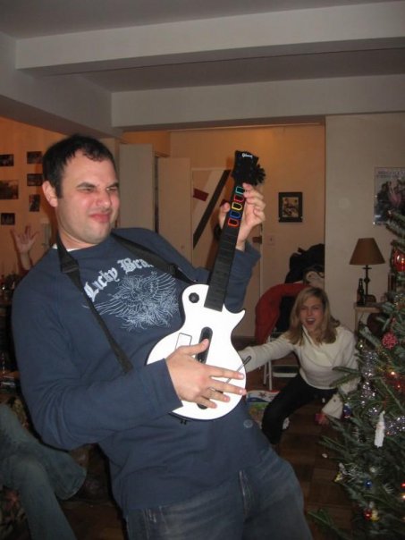 4246_527136846692_32100795_31836771_7612644_n