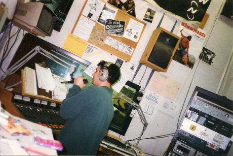 19656_281314853775_535118775_4562722_6309377_n